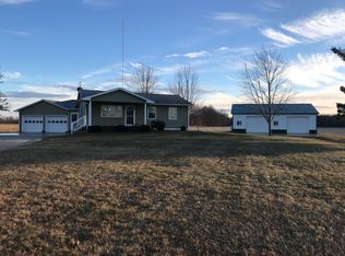 8513 W Burt Rd, Chesaning, MI 48616