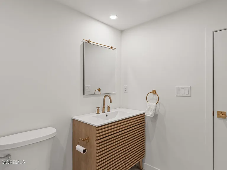 704 Deal Rd — Photo 27