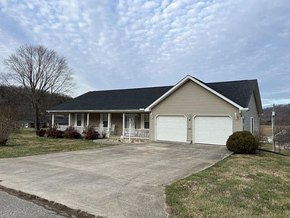 3rd image of 268 Meadowsweet Dr