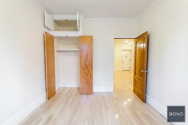 Rented by Bond New York | media 15