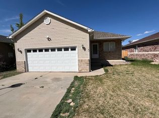 147 Calabria Dr, Windsor, CO 80550