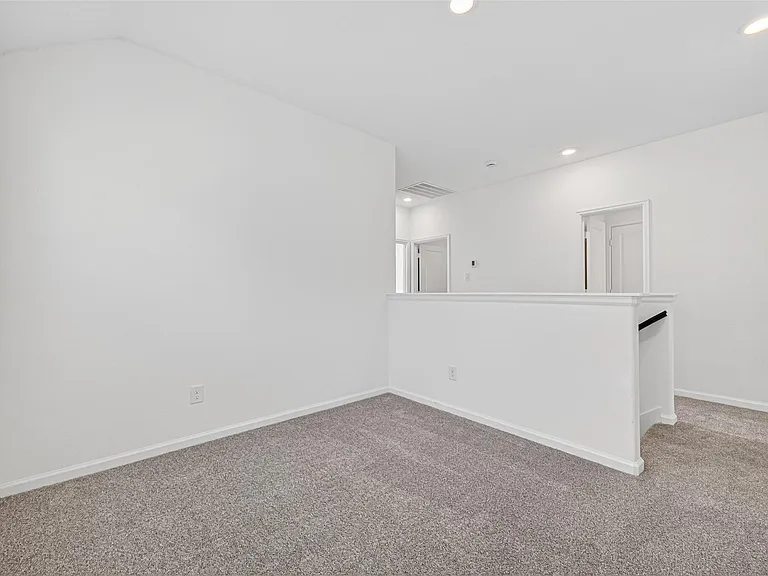 5703 Foggy Vine Ct — Photo 31
