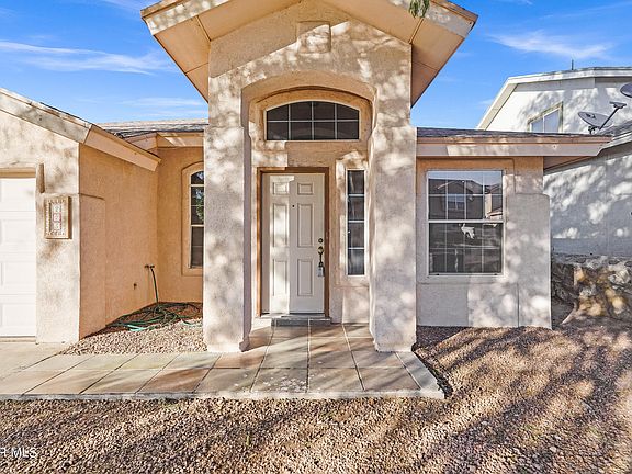 4th image of 225 Laurel Springs Ct