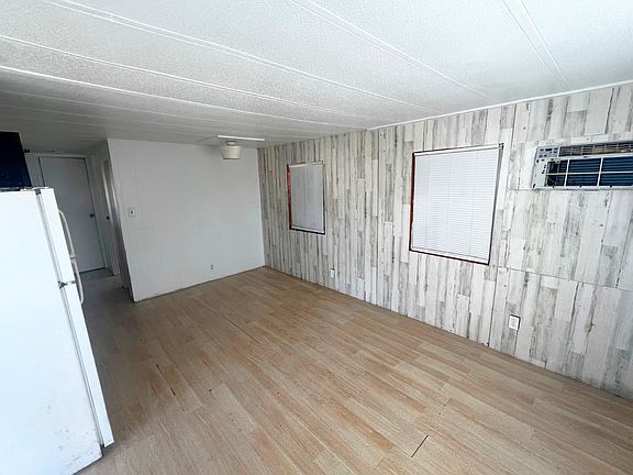 3rd image of 616 W Cortez Rd #L09