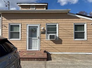 3615 Bayview St, Seaford, NY 11783