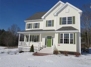 490 Boston St, Topsfield, MA 01983