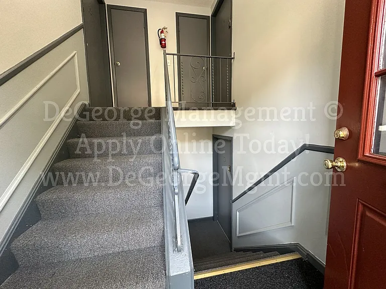 Walworth Garden Apartments — Photo 36