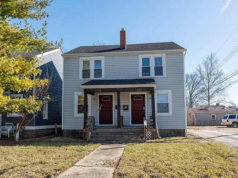 1230 Gilbert St — Photo 15