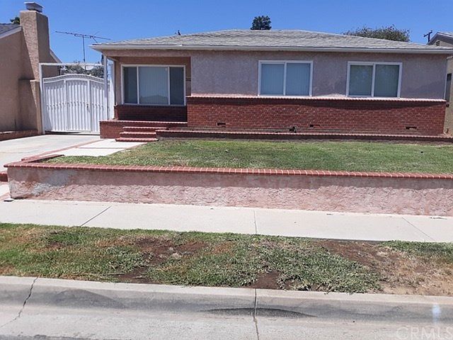1st image of 1523 W 126th St