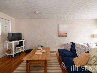 34 Parker St APT 5, Cambridge, MA, 02138