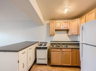 703 N 85th St APT A, Seattle, WA 98103