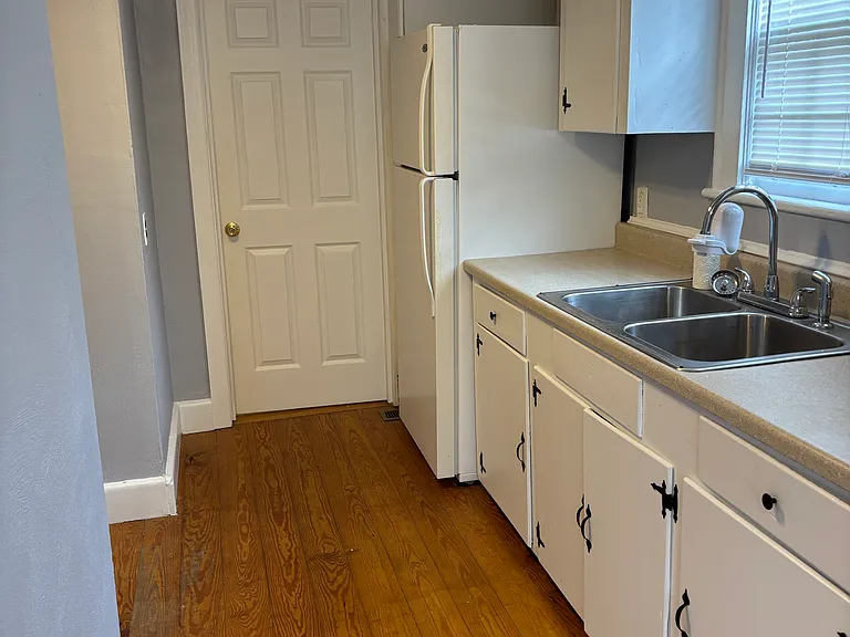 209 Chautauqua Ave — Photo 6