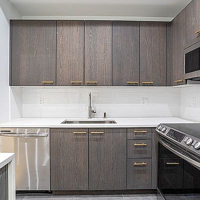 5th image of 81 Woodbine St #5