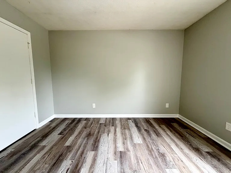 Scenic Valley Apartment Homes — Photo 7