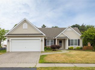 203 Westcombe Park, West Henrietta, NY 14586