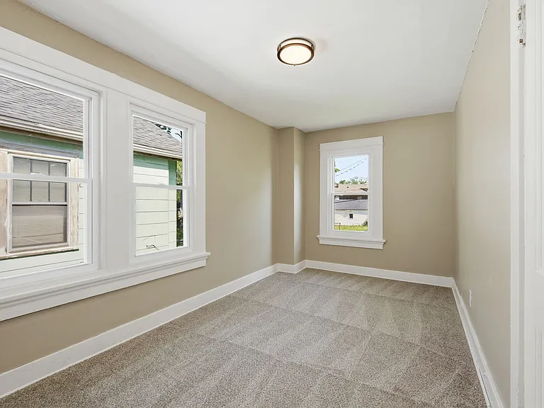 1119 Superior Ave #1119 — Photo 12