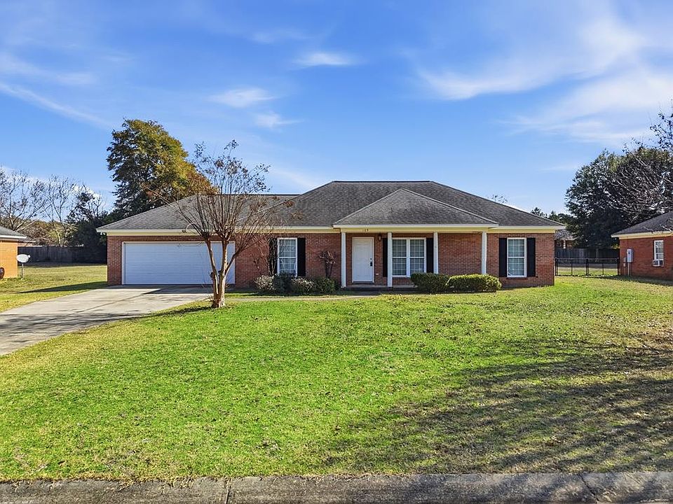 1st image of 109 Birchwood Dr