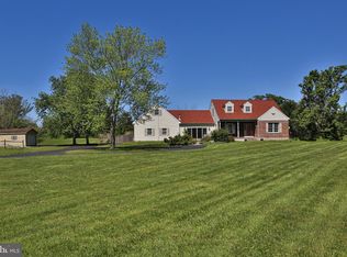 801 Upper Mainland Rd, Harleysville, PA 19438