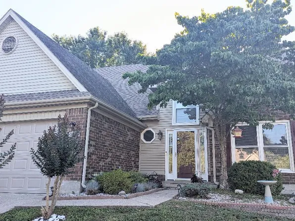 3825 McGarry Dr, Lexington, KY 40514