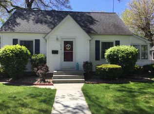 218 N Harvey St, Griffith, IN 46319