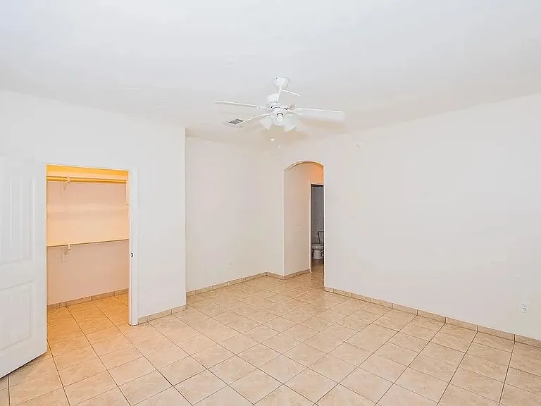 5009 S Park Ave #1 — Photo 13