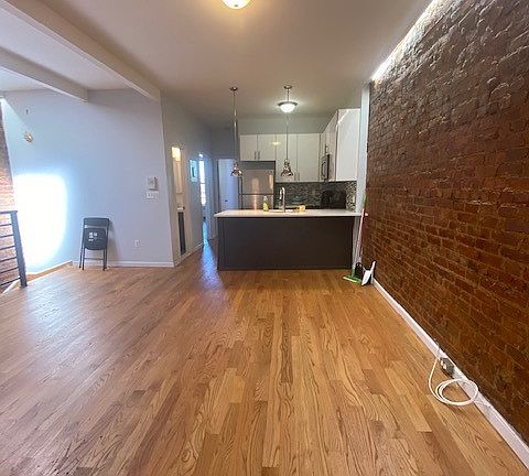 3rd image of 1975 Fulton St APT 3