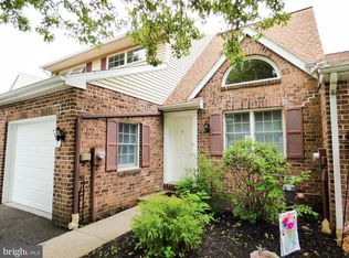 4 Jean Lo Way, York, PA 17406