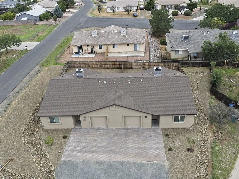 3850 N Teri Ct — Photo 32