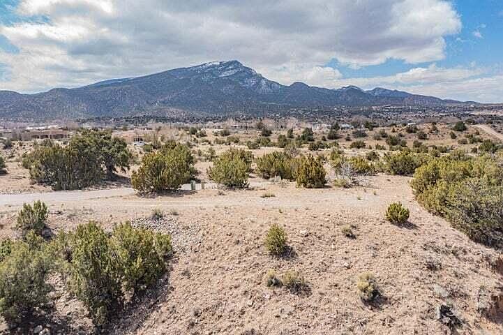 1st image of La Entrada #8A