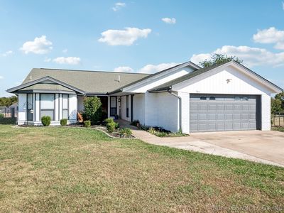 704 S Timberridge Dr, Cushing, OK, 74023