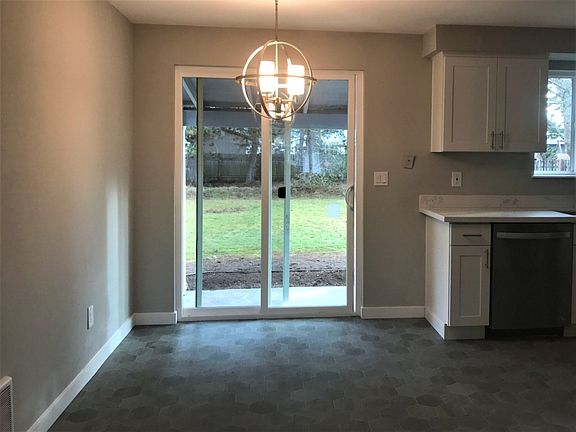 5th image of 8903 57th Dr NE