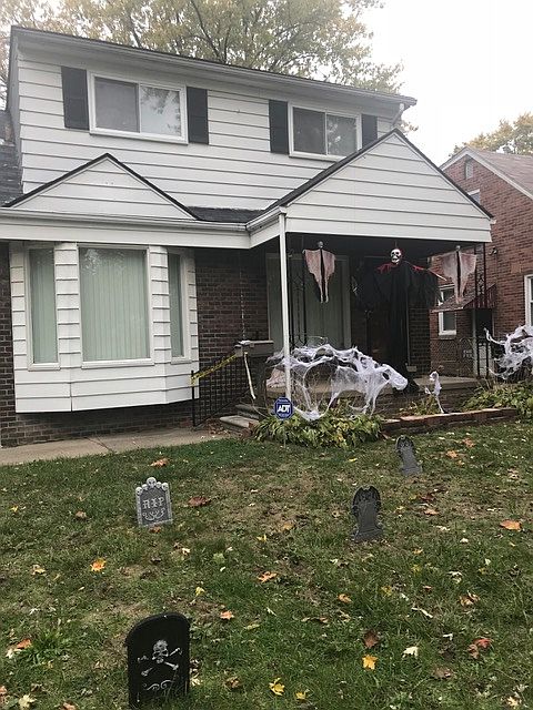 1st image of 11341 Berwyn Ave