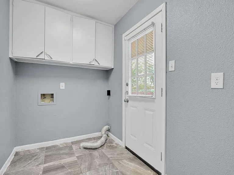 103 Shalimar Dr — Photo 10