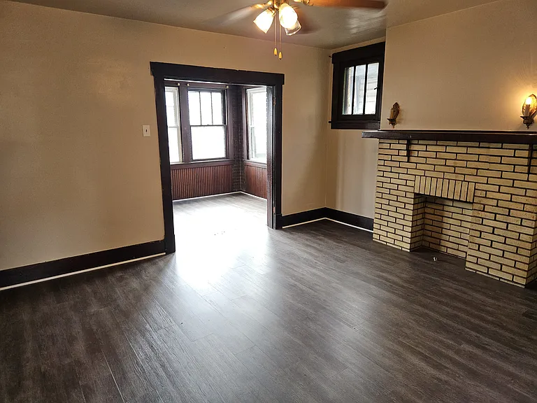 1214 Holmes St #2 — Photo 13