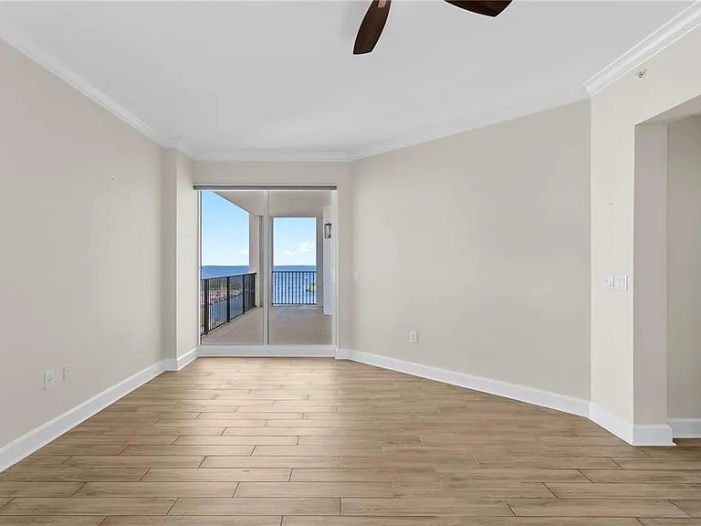 300 Beach Dr NE #1201 — Photo 36