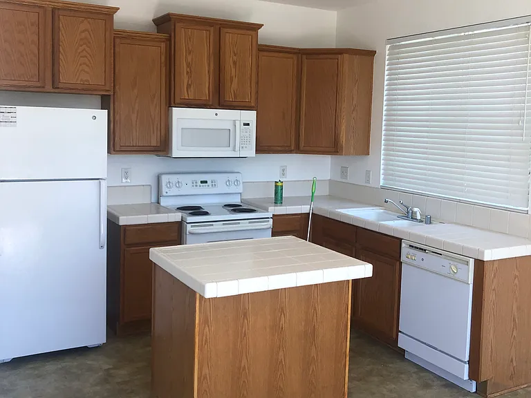 2545 Chesapeake Bay Cir — Photo 6