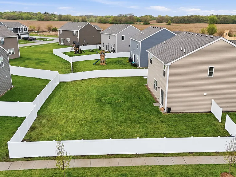 2282 Cobble Springs Dr — Photo 36
