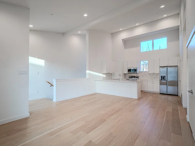 6144 Oram St #1 — Photo 20
