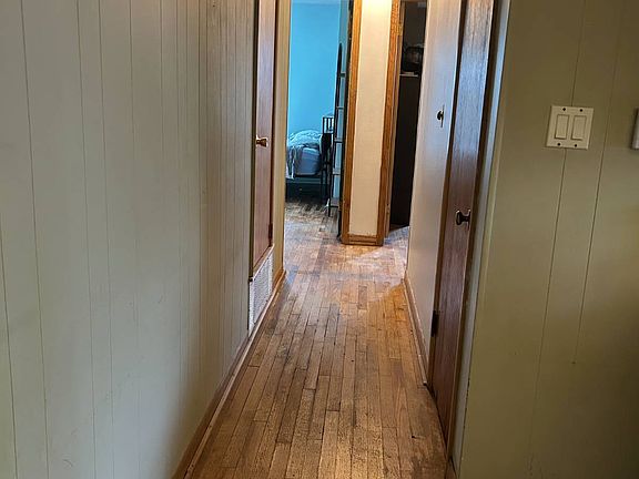 4th image of 220 S Allen Ave