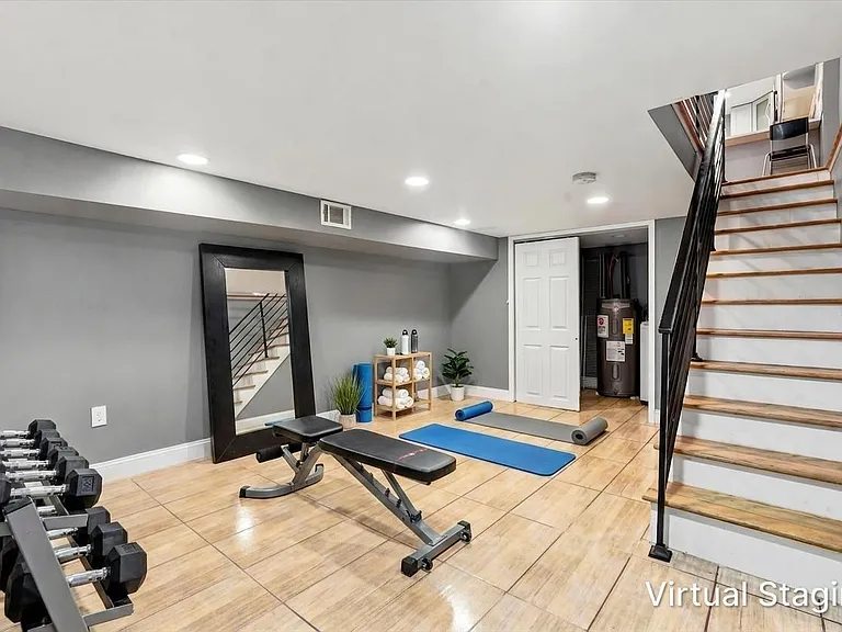 2504 Manton St — Photo 26
