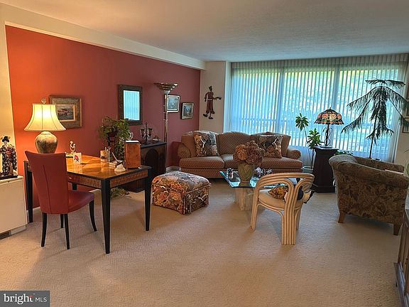 4th image of 1001 City Ave Condo W-114a