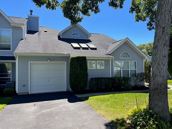 4th image of 142 Hampton Vista Dr