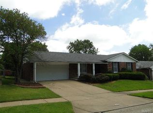 14818 Frais Dr, Florissant, MO