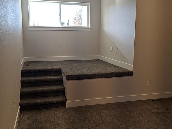 4th image of 2402 49th Avenue Ct #11