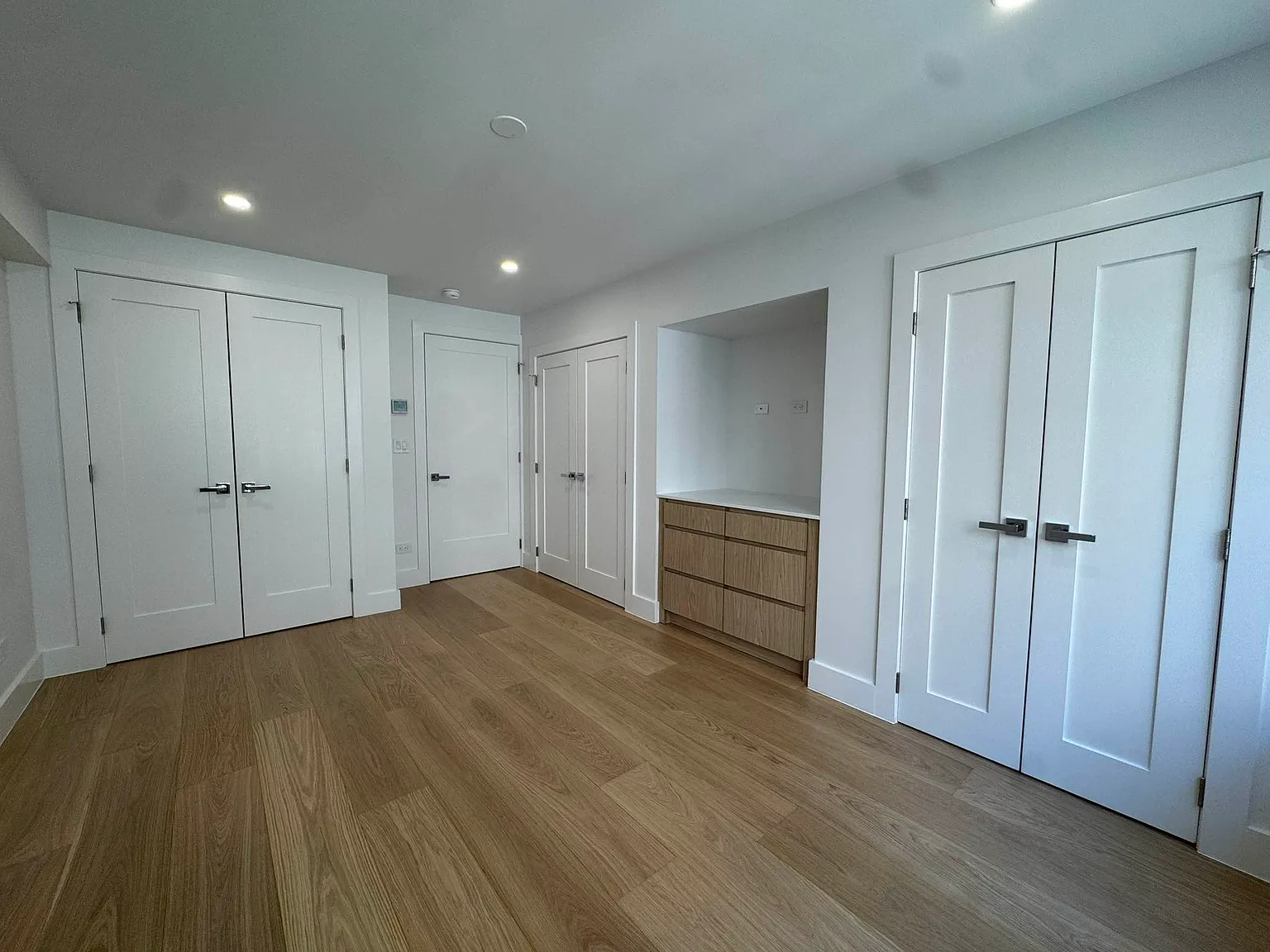 33 Greenwich Avenue — Photo 4