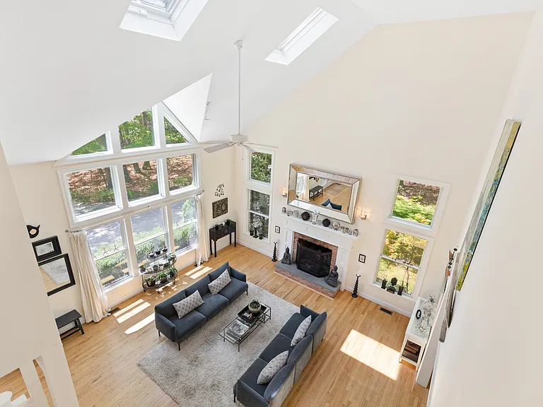 3 Hollow Tree Ln — Photo 18