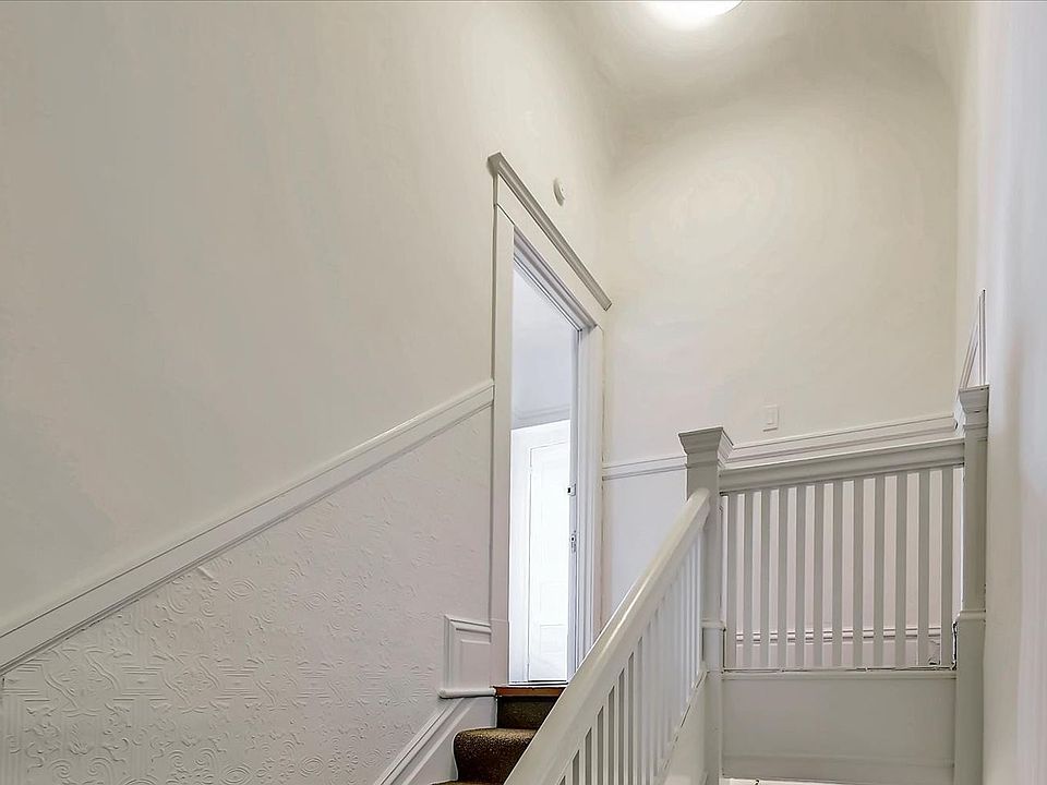 1st image of 1103 Cole St