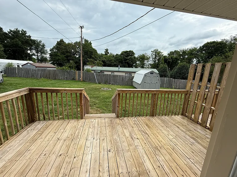 Deck (Building in photo is neighbors does not go with this unit)