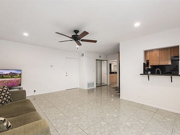 5th image of 400 N Acacia Ave Unit B31