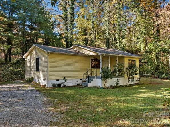 19 Smith Allen Trl, Candler, NC 28715